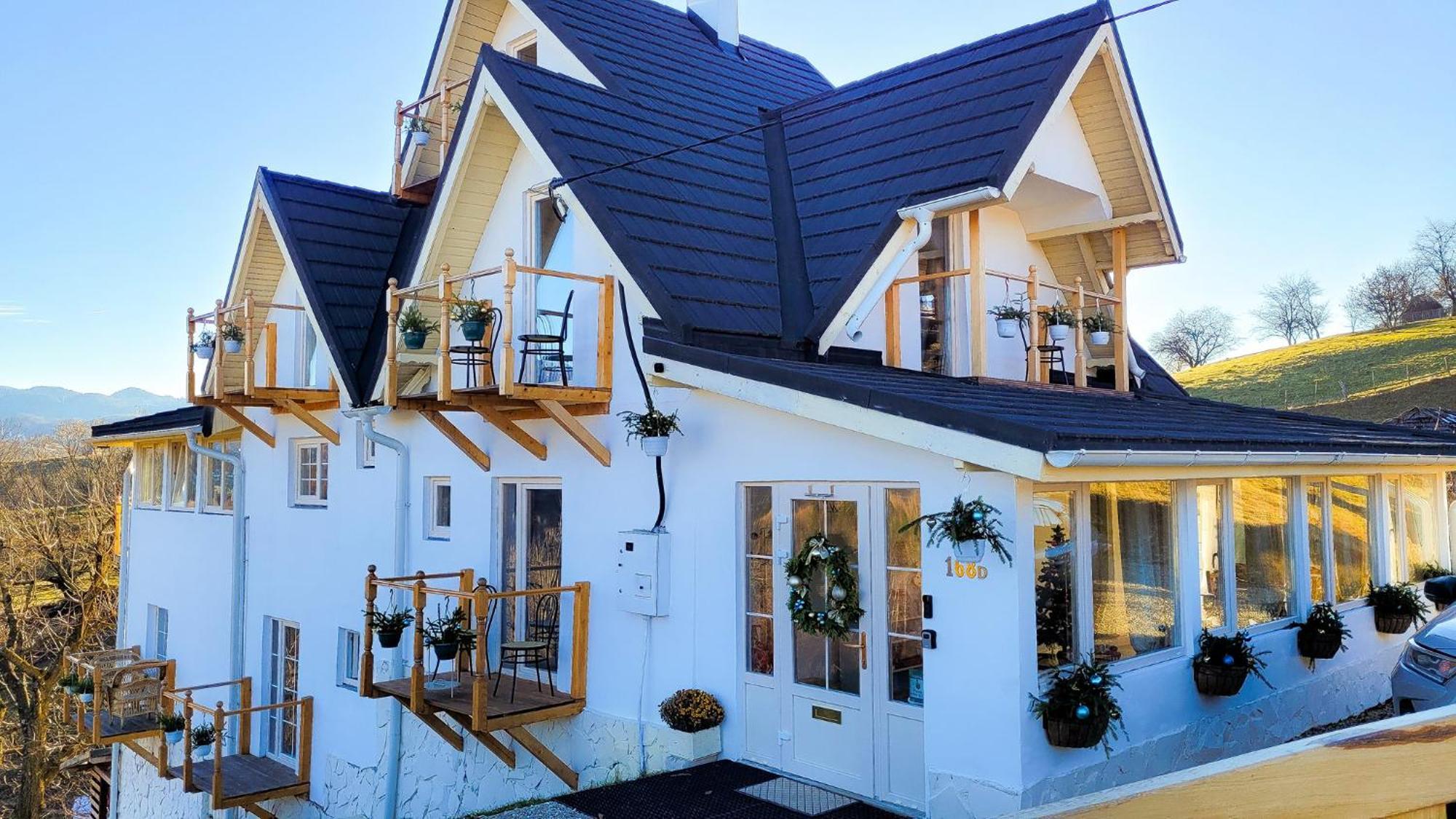 Carpathia Magic -Adults Only Villa Pestera  Exterior photo